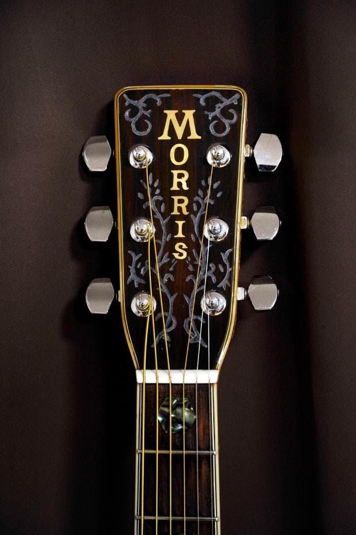 ★MORRIS Wシリーズの華やかな場面で演出を高める【彫刻装飾ギター】