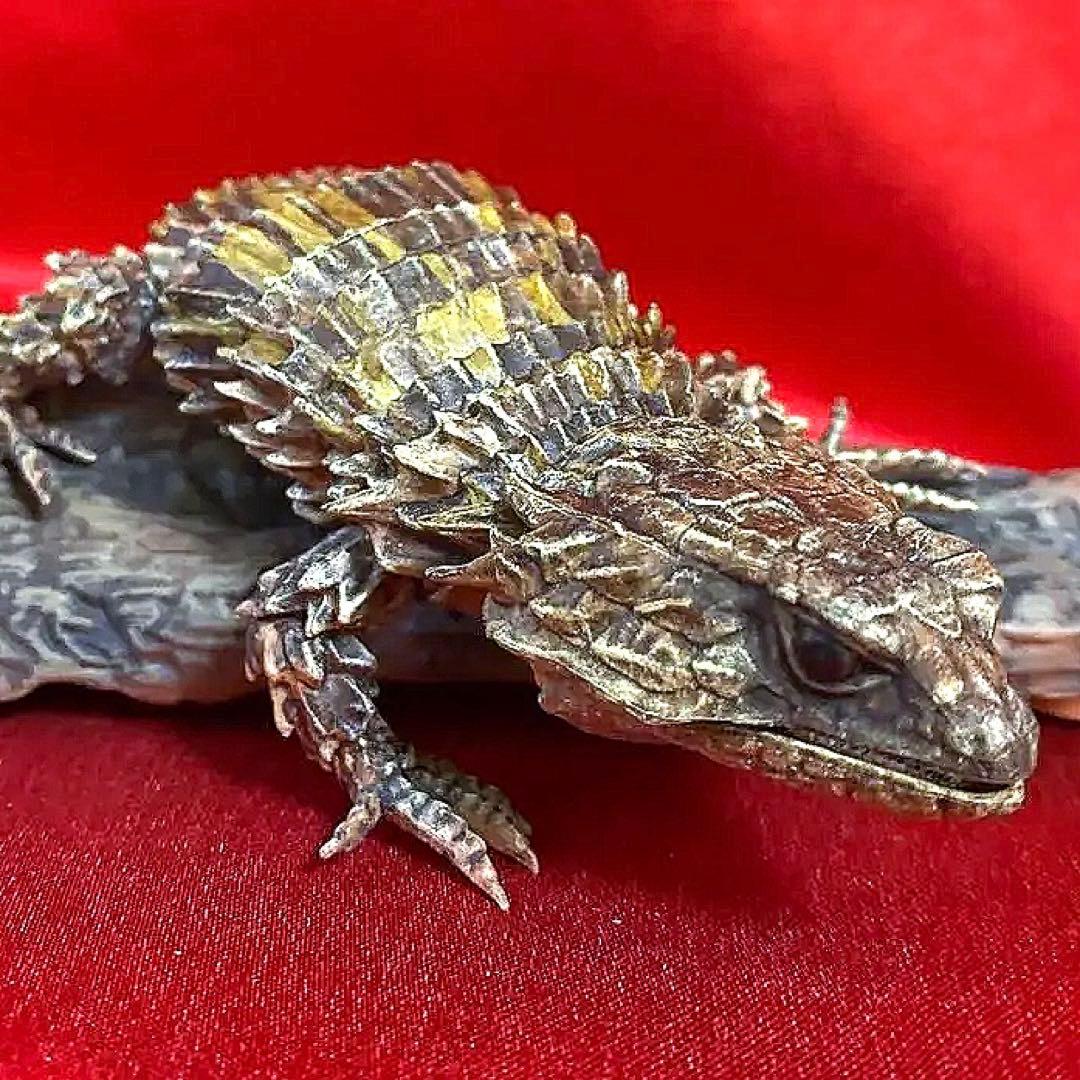 アルマジロトカゲ　リペイント品　だんごむし07 ガシャポンバンダイいきもの大図鑑