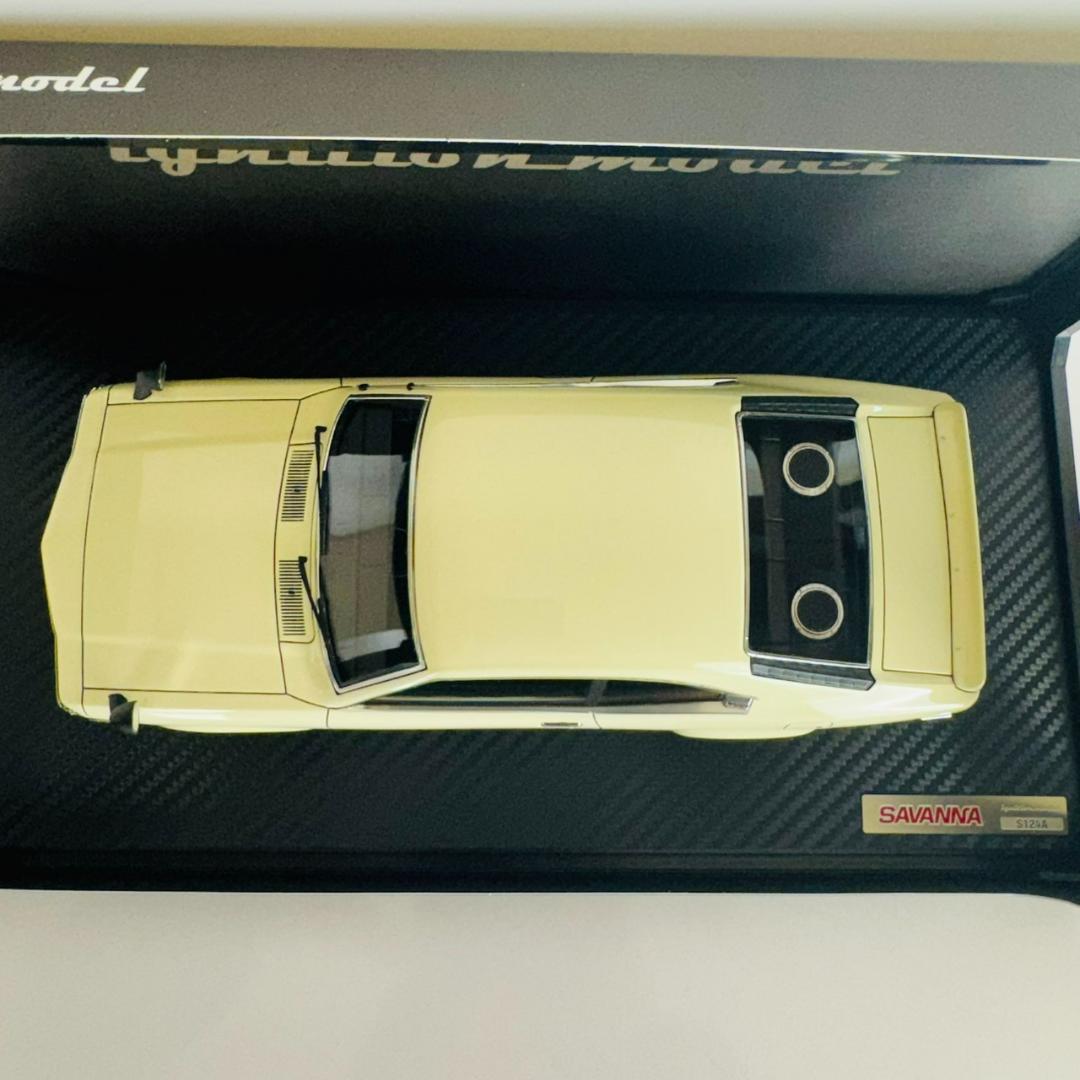 1/18 イグニッションモデル マツダ サバンナ （S124A） ホワイト