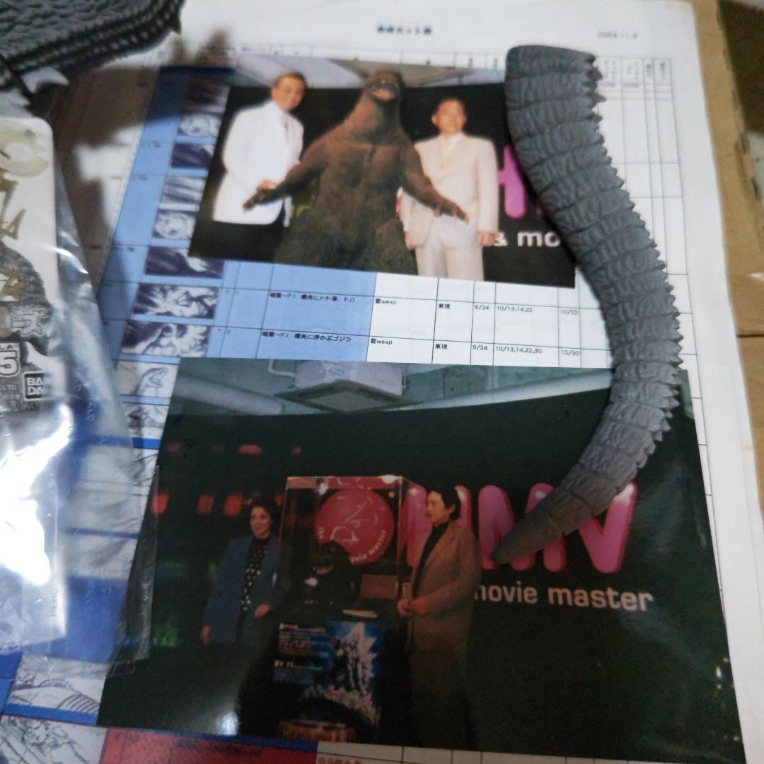 ゴジラファイルウォーズ,サイン入りゴジラ,撮影用スタッフ使用絵コンテ複写分セット