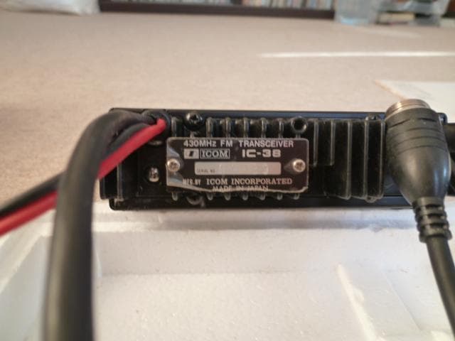 ＩＣＯＭ ＩＣ－３８ ４３０ＭＨｚ帯 トランシーバー