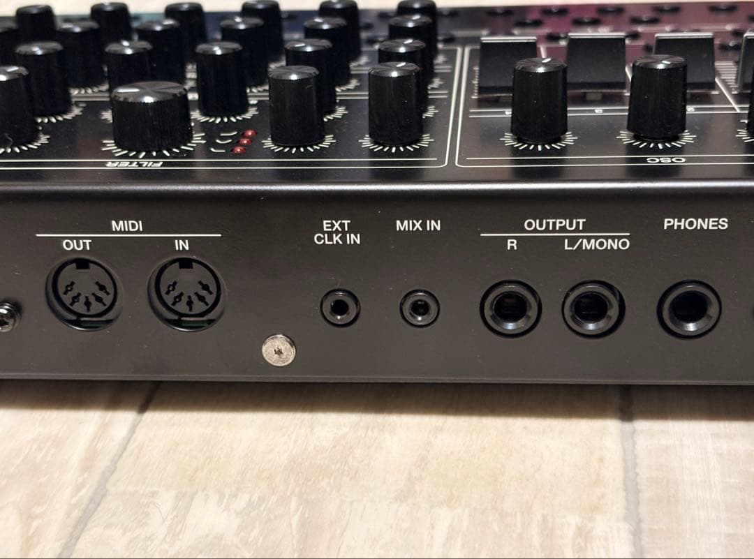 鍵盤楽器 Roland SH-4d