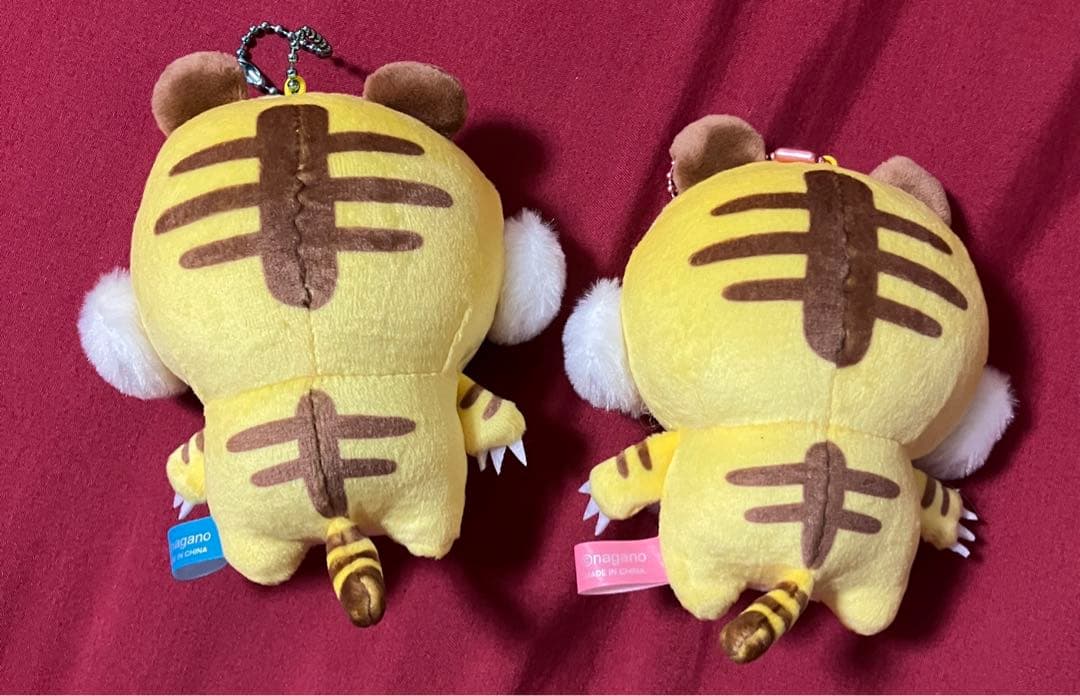 ちいかわ　トラ　ぬいぐるみ　ハチワレ・ちいかわ