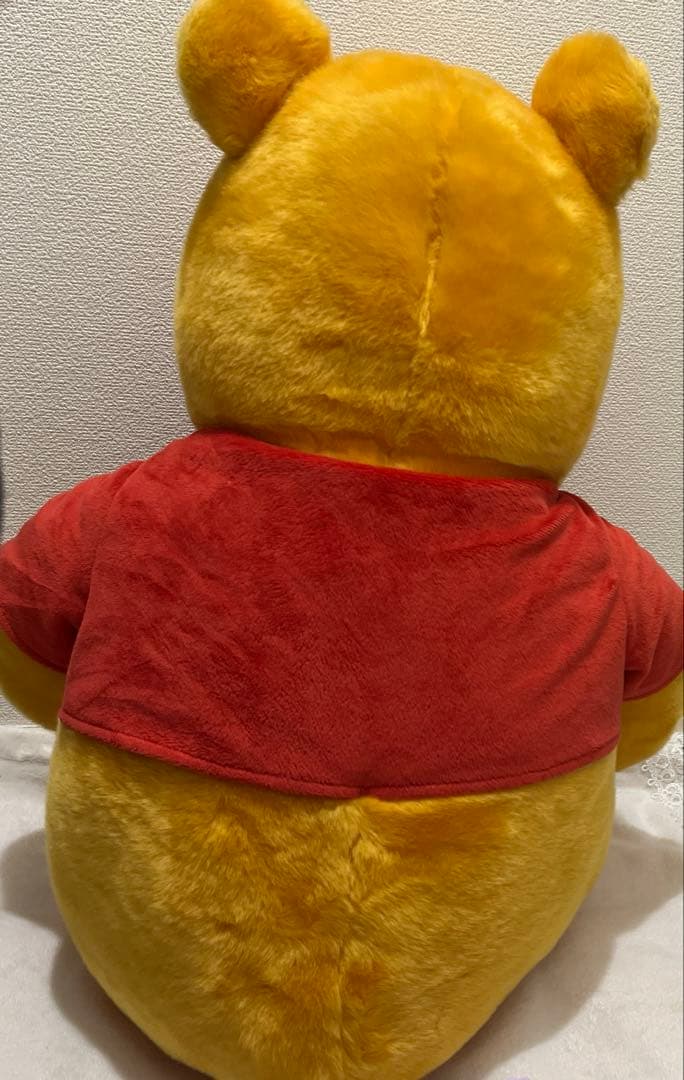 ディズニーストア　プーさん　巨大　ぬいぐるみ
