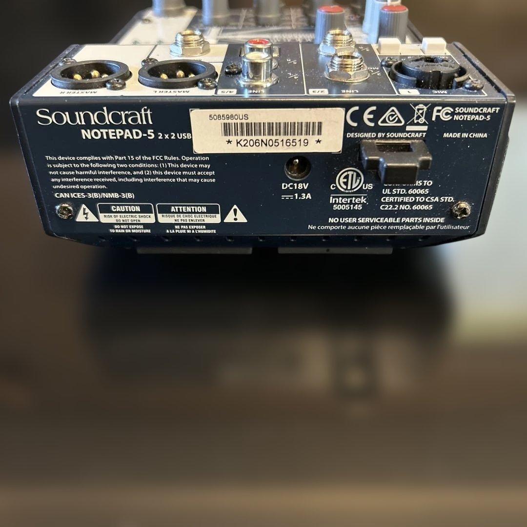 Soundcraft Notepad-5 USBミキサー