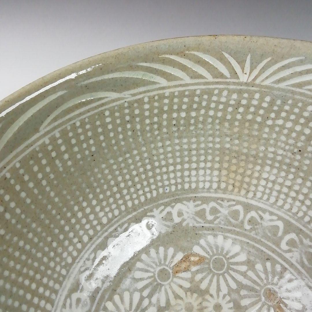 Ｔ４３４　茶碗　『三島手刷毛目　茶碗』『黃仁哲 作』　共箱　抹茶碗　茶道具