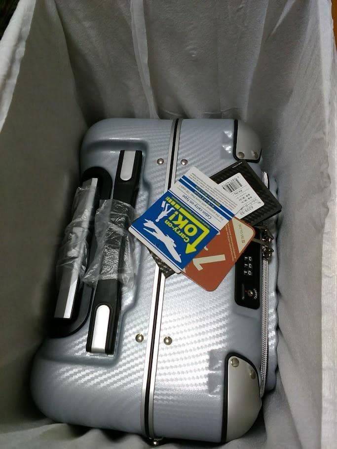 ☆新品☆未使用品☆　レジェンドウォーカー・スーツケース（6209-50）シルバー