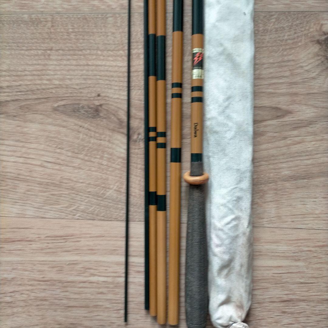 ダイワ 　ヘラブナ竿 陽舟硬調２本セット