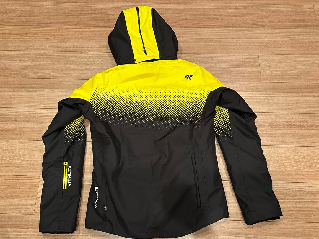 VITALINI スキーウェアジャケット Mサイズ（若干大きめ）