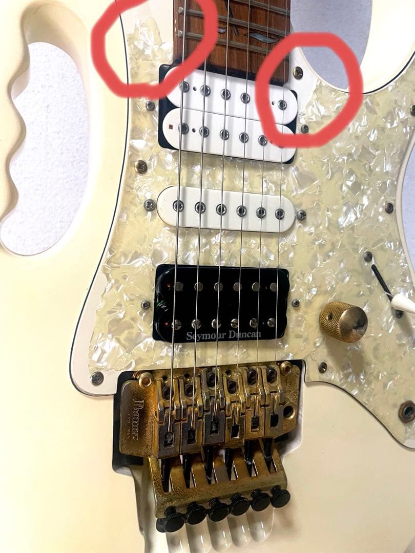 ク*ク様 ジャンク品　 アイボリーエレキギター ハムバッカー+シングルコイル