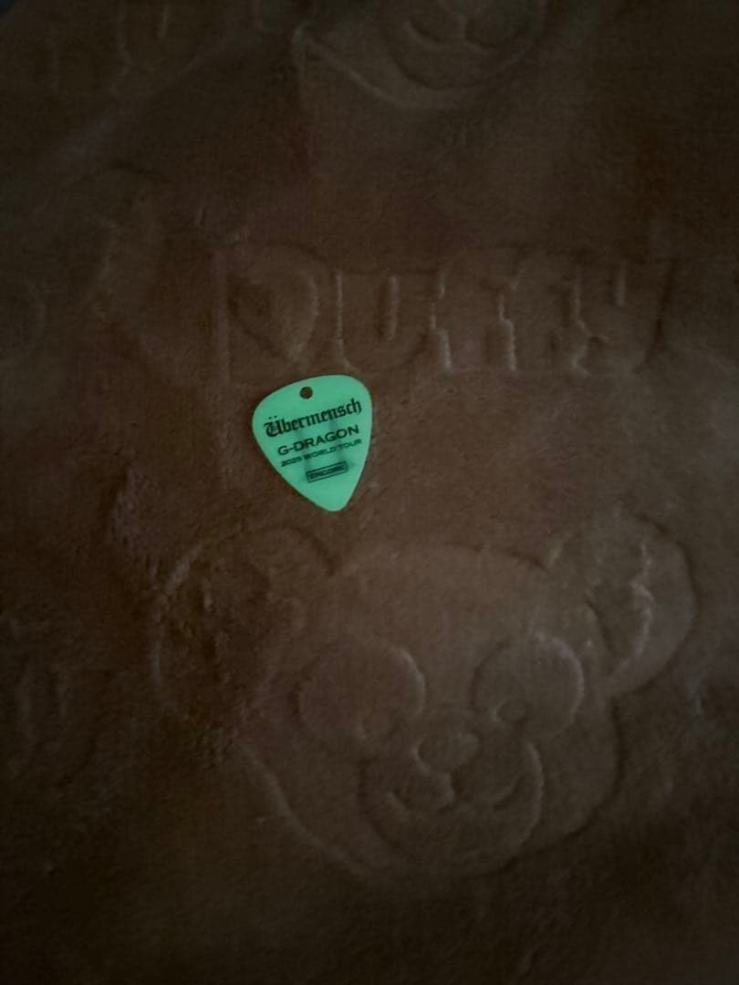 G-DRAGON 白 ピック