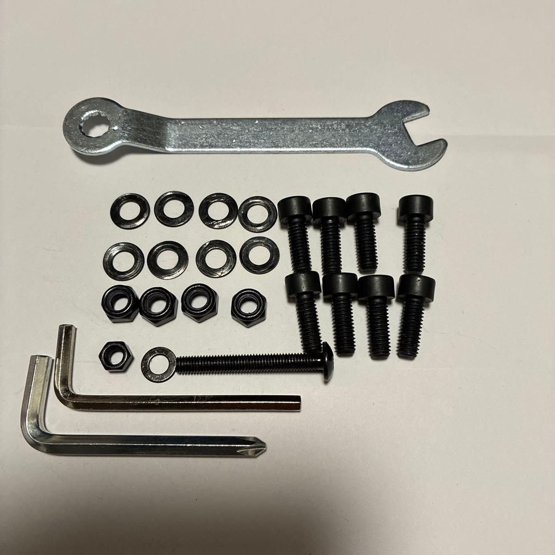 Next Level Racing F-GT Lite 折りたたみコックピット