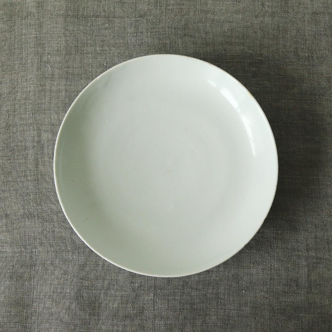 中国　大明成化年製銘　白南京　染付皿　古伊万里