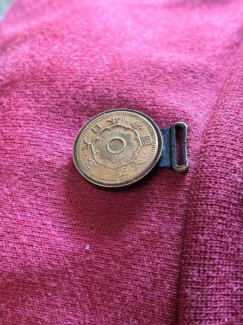 大正紀金　大日本帝国　帯留め　5円金貨　10円金貨帯留め　片方　金メダル側