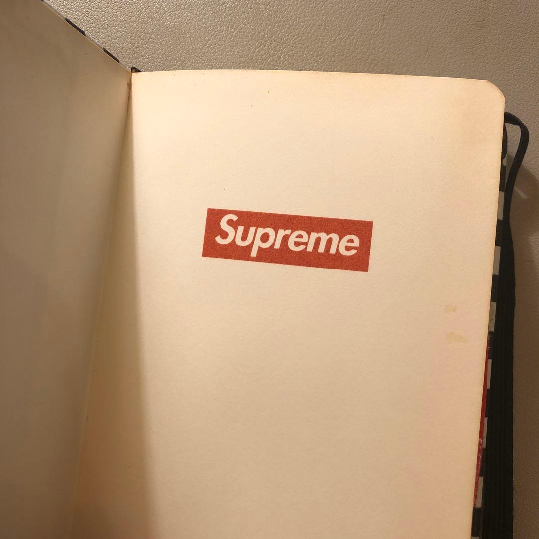 レア　Supremeシュプリーム×モレスキンノート