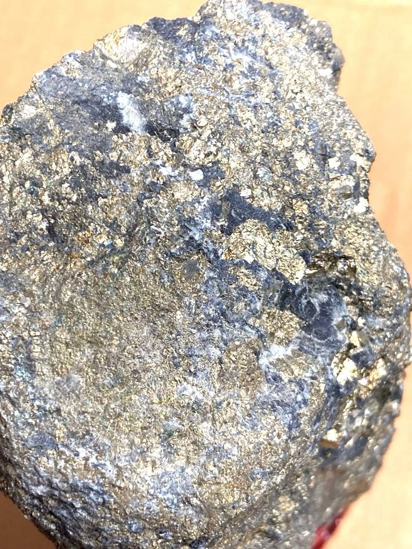 金鉱石　鉱物標本　鉱物　金