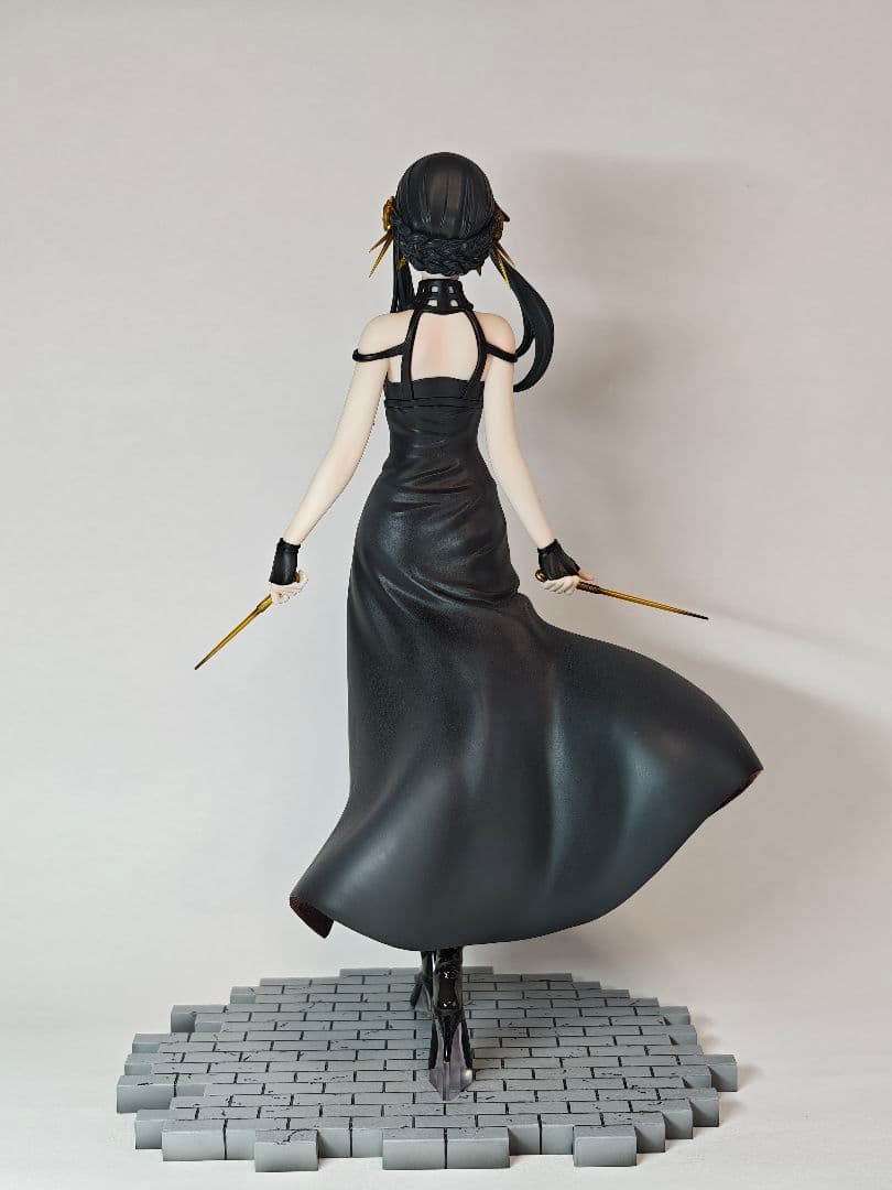 SPY×FAMILY ヨル・フォージャー 1/7フィギュア フリュー F:NEX