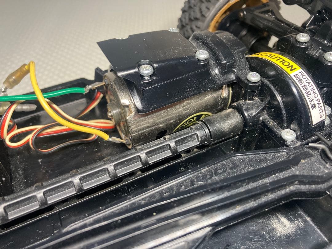 タミヤ　TT-02 シャーシ　セリカボディ付き