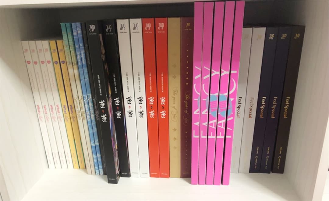 TWICE ITZY アルバム