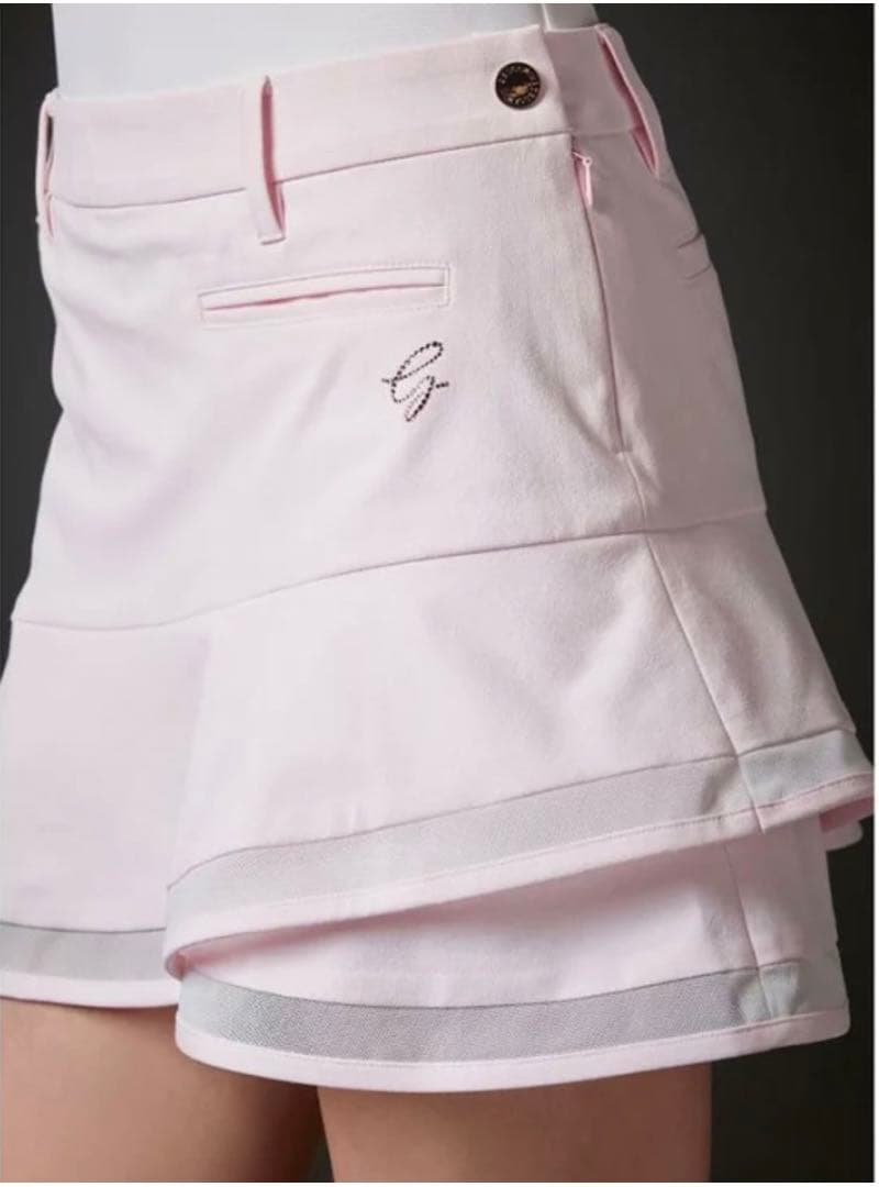 デサントゴルフ　LUXE クリスタルコレクション　ハイネックシャツ　スカート