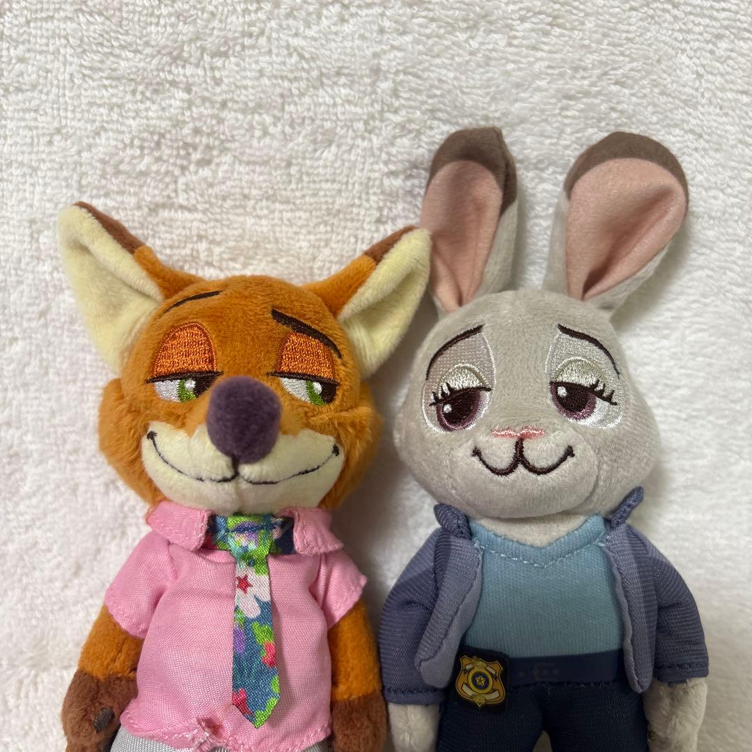 ディズニースタンディーズ　ズートピア2 ジュディ ニック　フィニックぬいぐるみ