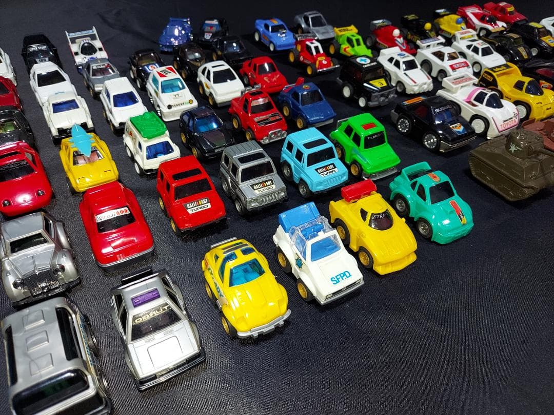 ◆　大幅値下げ！　極美品揃い　昭和の８７台含むレアなチョロQ１００台以上　◆