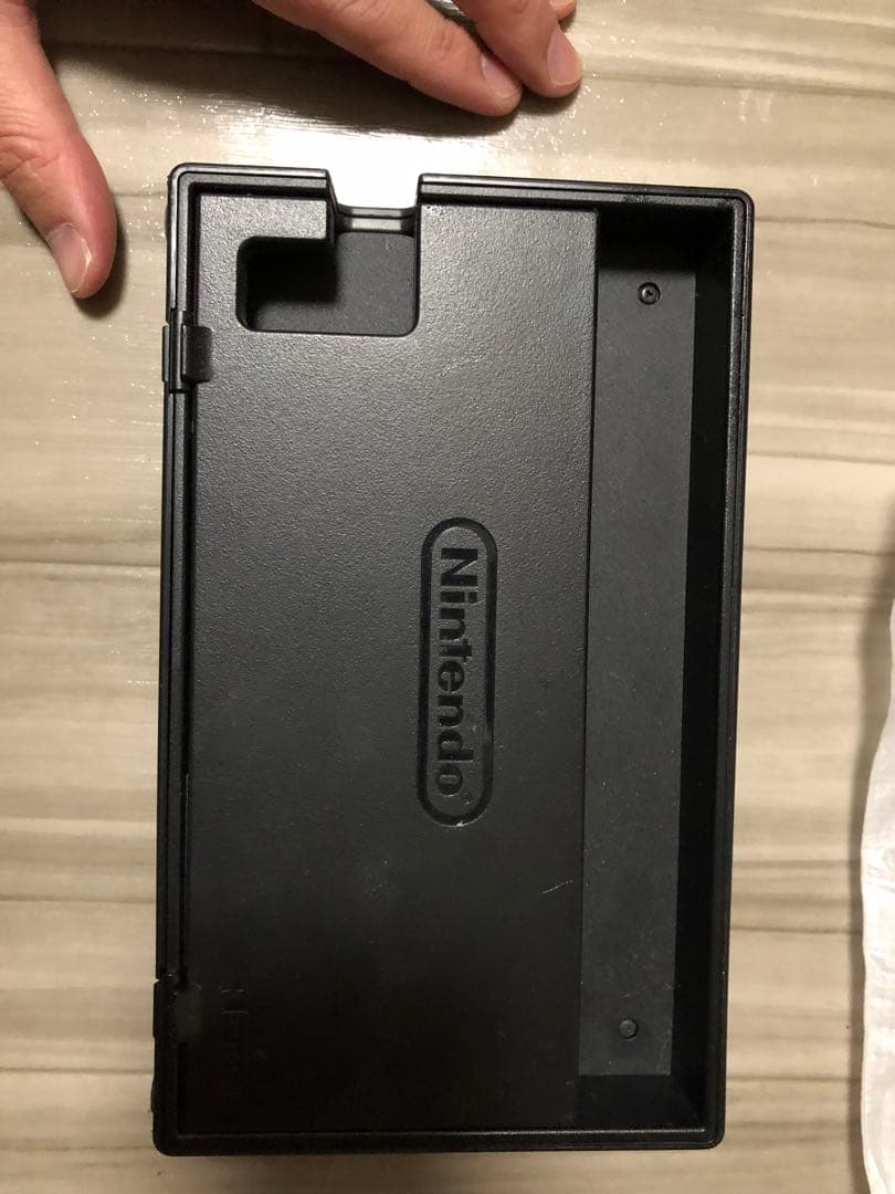 Nintendo Switch 本体＋元箱＋コントローラー付き（ケーブル含む）