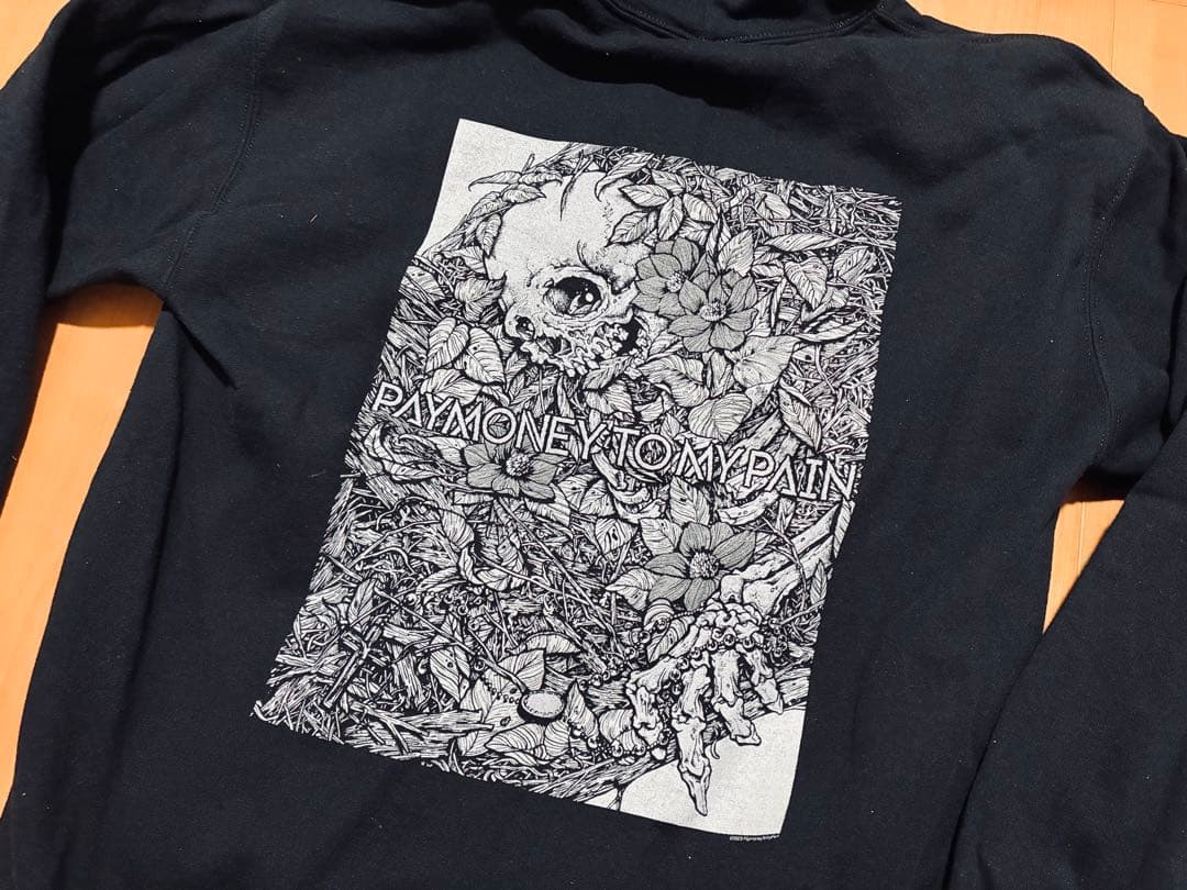 pay money to my pain パーカーMサイズ