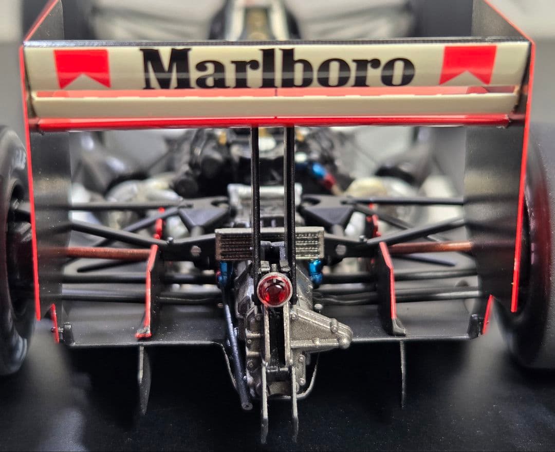 1/20 マクラーレン MP4/4 日本GP仕様 A.セナ　完成品