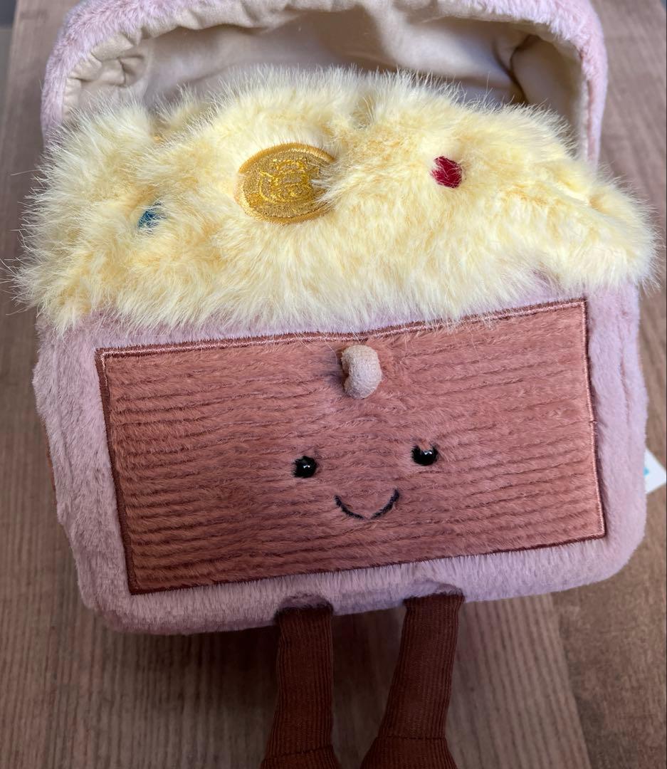 ジェリーキャット　宝箱　お宝　宝石　ぬいぐるみ　トレジャーハント