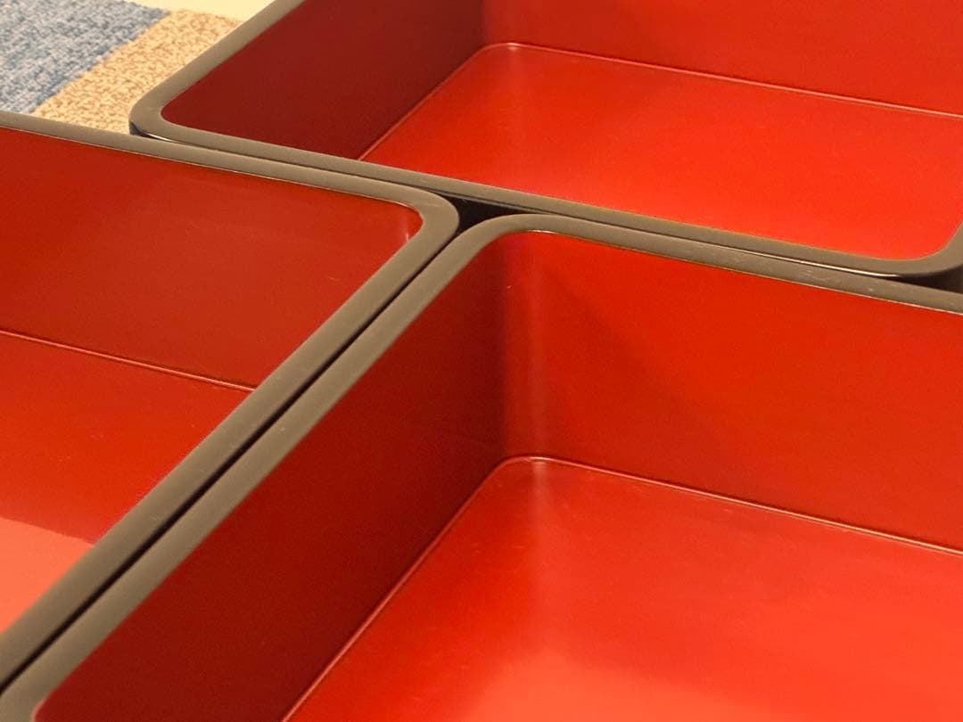 【輪島塗】沈金牡丹彫 三段重箱 金蒔絵 六五重 内朱塗 天然木 共箱