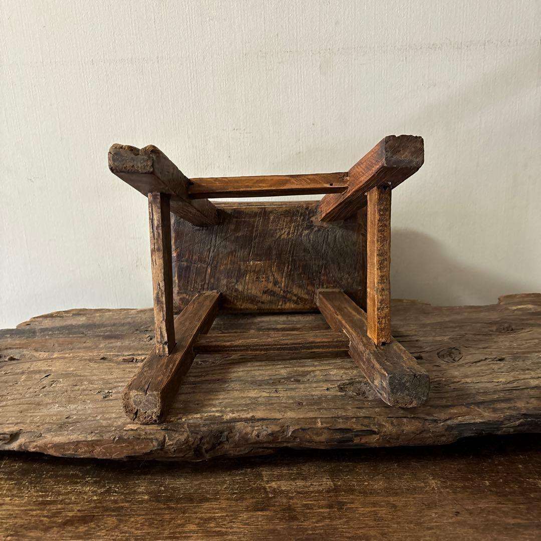 朝鮮　李朝　中国　その2 木製小さな踏み台　肘掛　花台　スツール　古民具　骨董