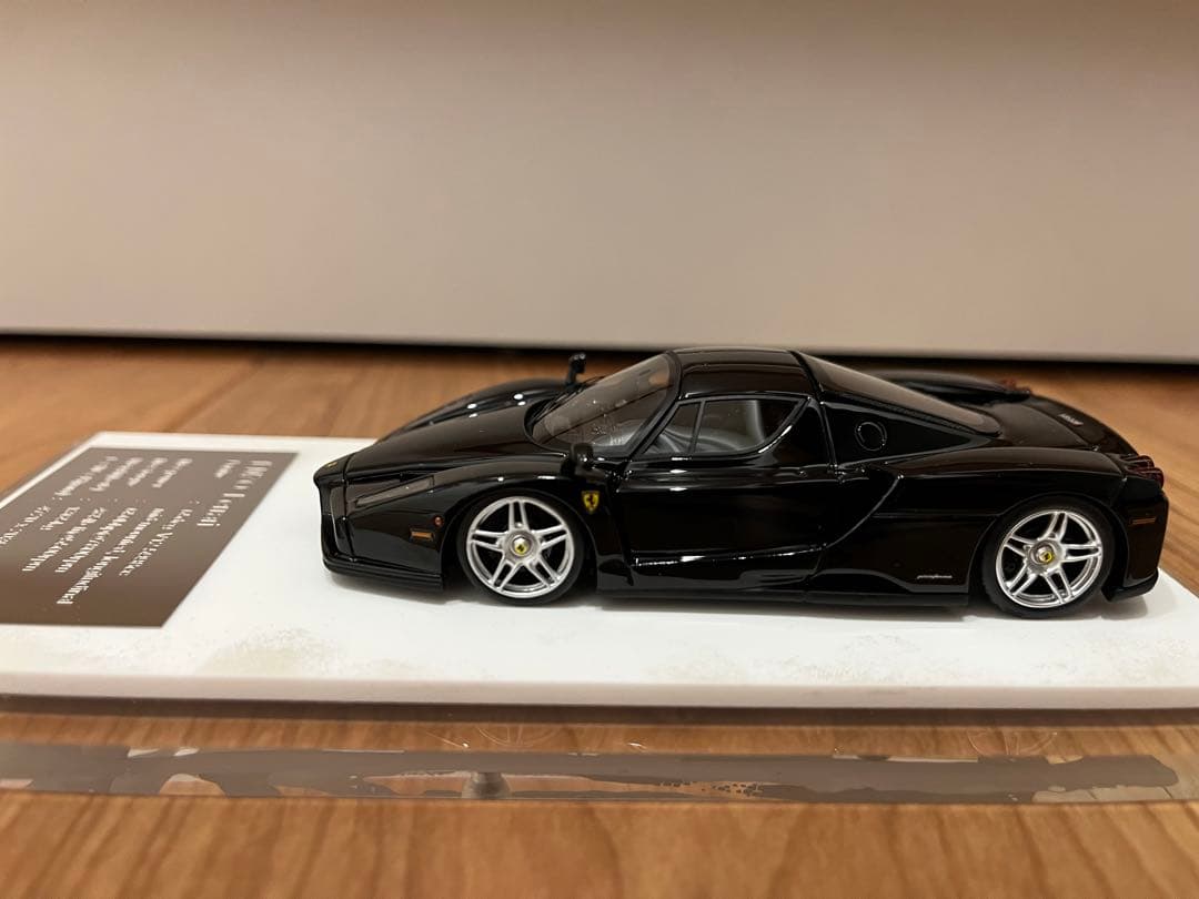 Davis&Giovanni エンツォ　フェラーリ　1/43 ブラック