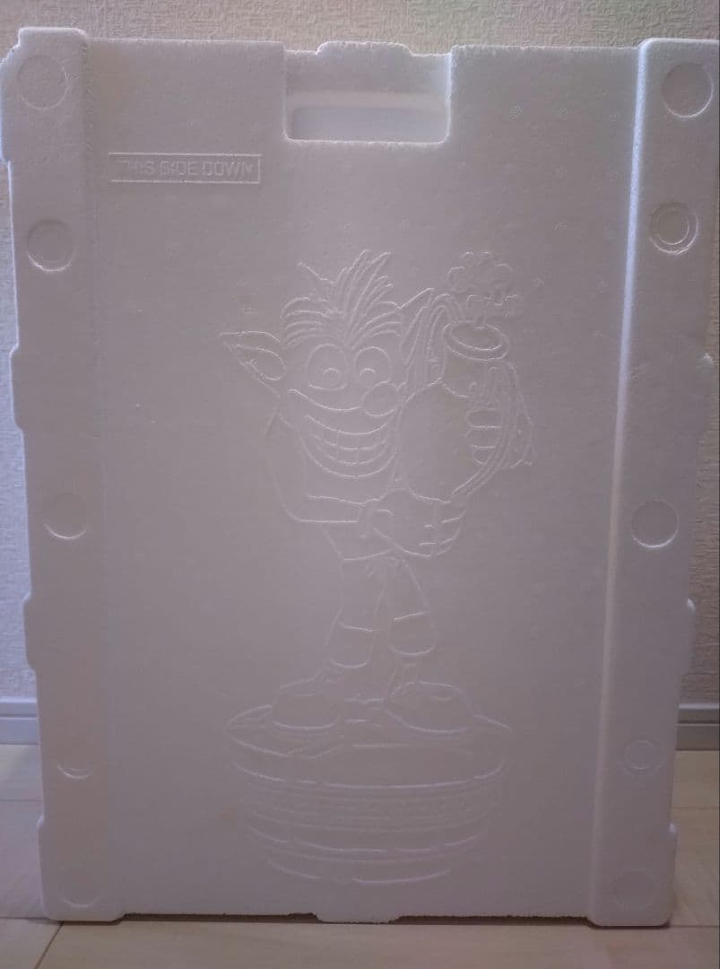 【正規品】クラッシュバンディクー レーシング フィギュア スタチュー トロフィー