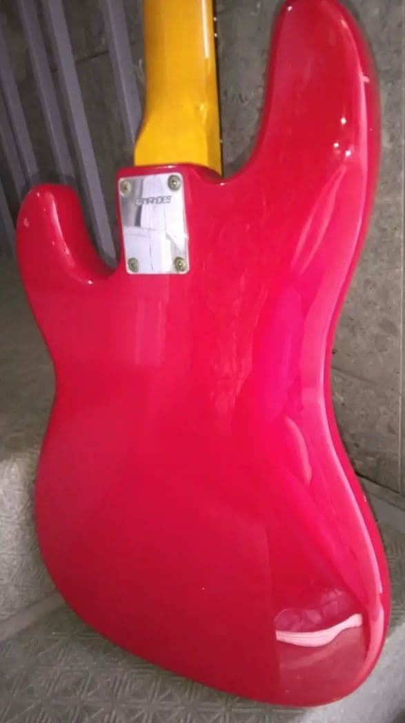 FERNANDESベースギター送料込