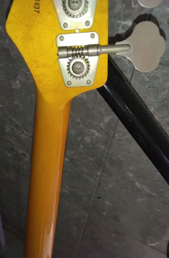 FERNANDESベースギター送料込