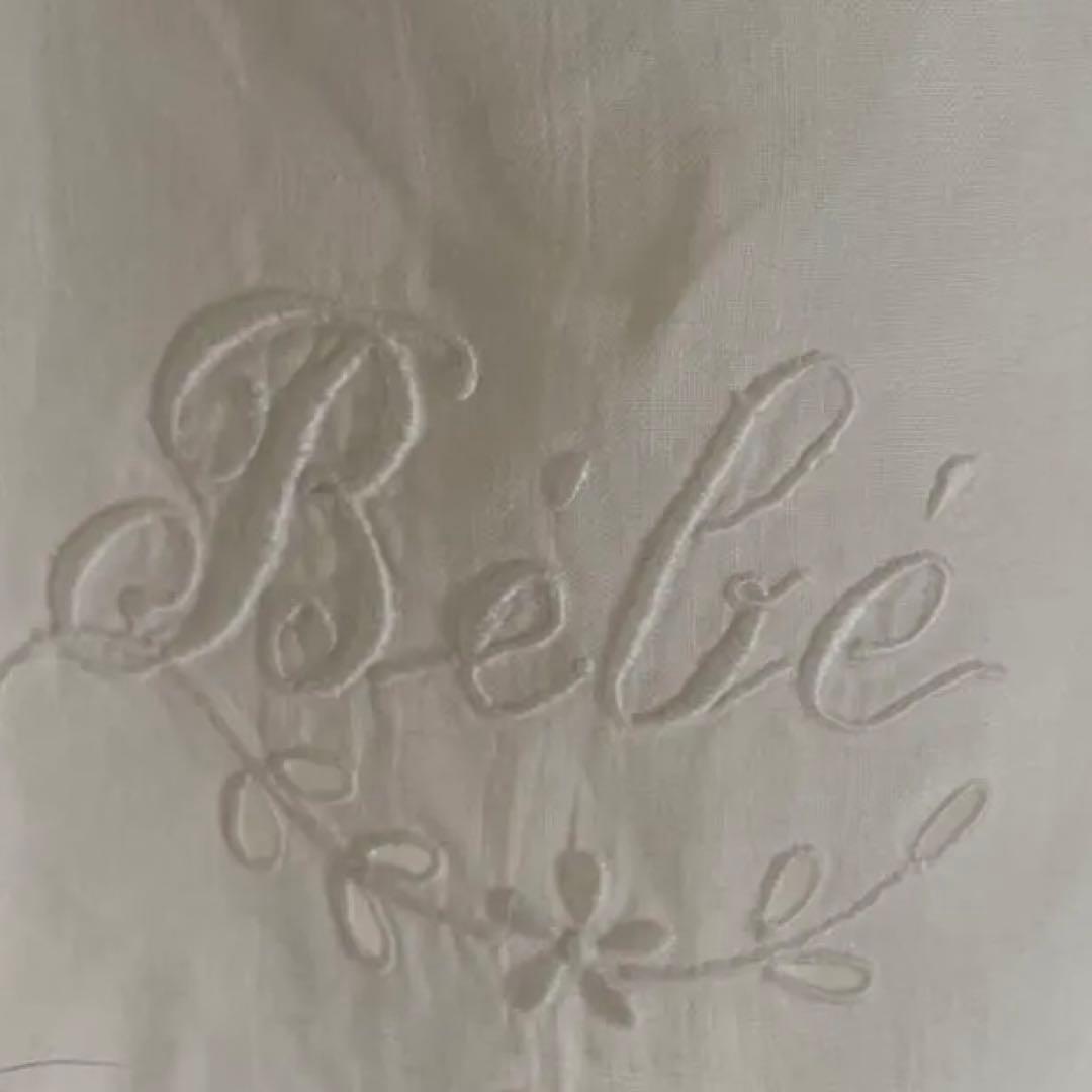 フランスアンティーク　Bébé 刺繍　小窓　中窓　ベビーカーテン　子供部屋