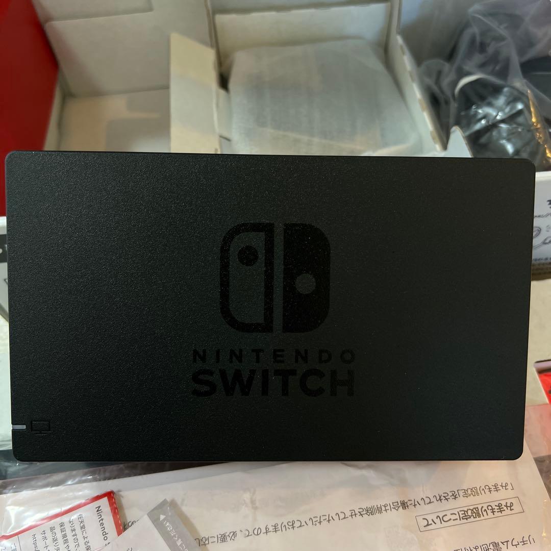 n*様 【美品】Nintendo Switch 本体