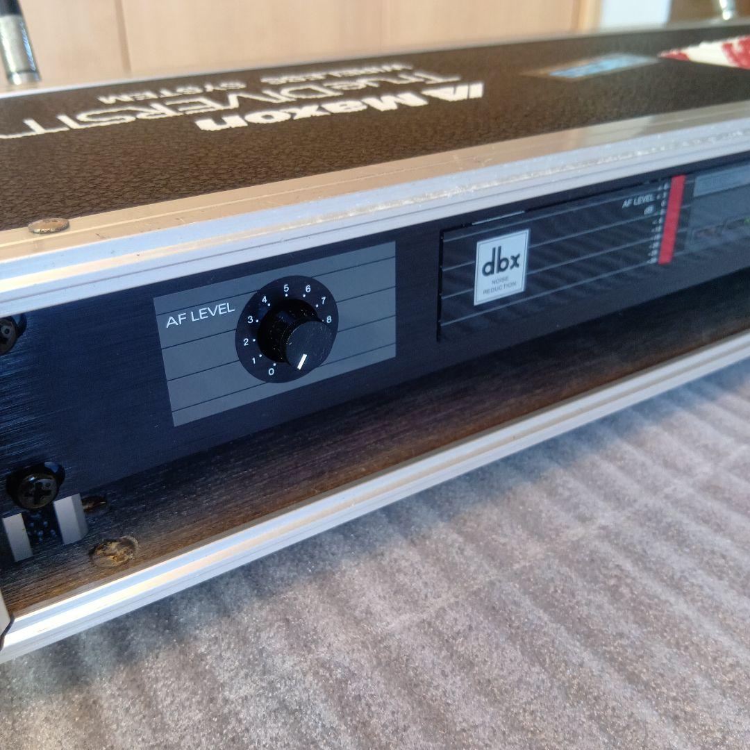 Maxon ワイヤレスシステム MS800 ギター用　　純正ラックケース付き!!