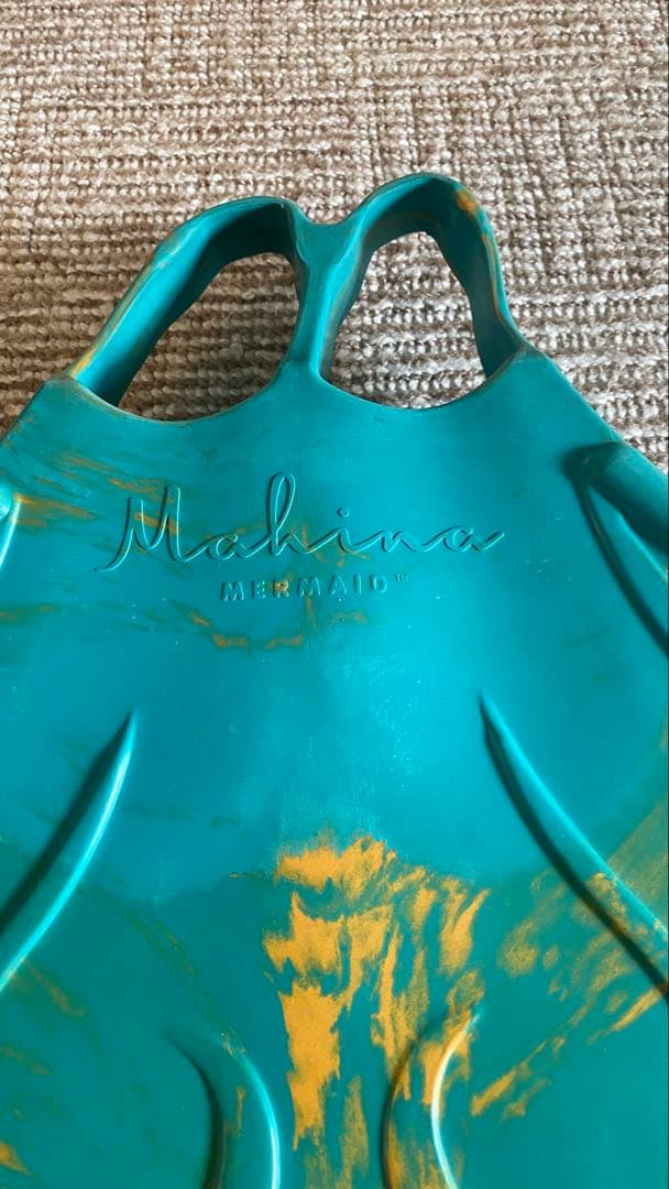 一個Mahina Mermaid ボディボードフィン ターコイズ