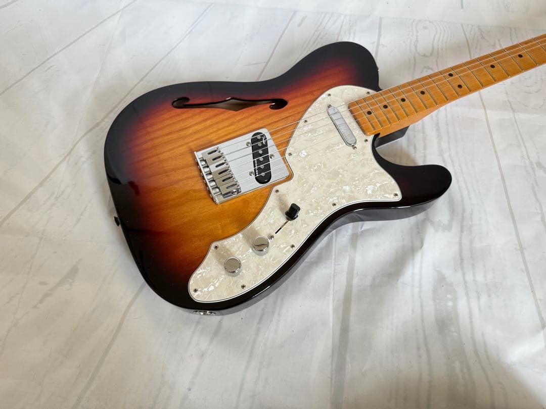 ギター Fender Vintera II60s Telecaster Thinline