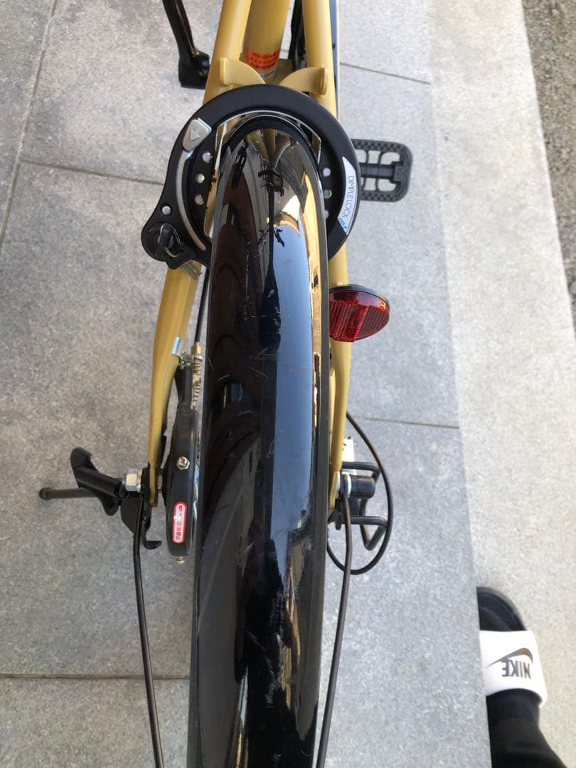 Crew 折り畳み自転車　ギア　ライト　鍵　前バスケット付き　20インチ