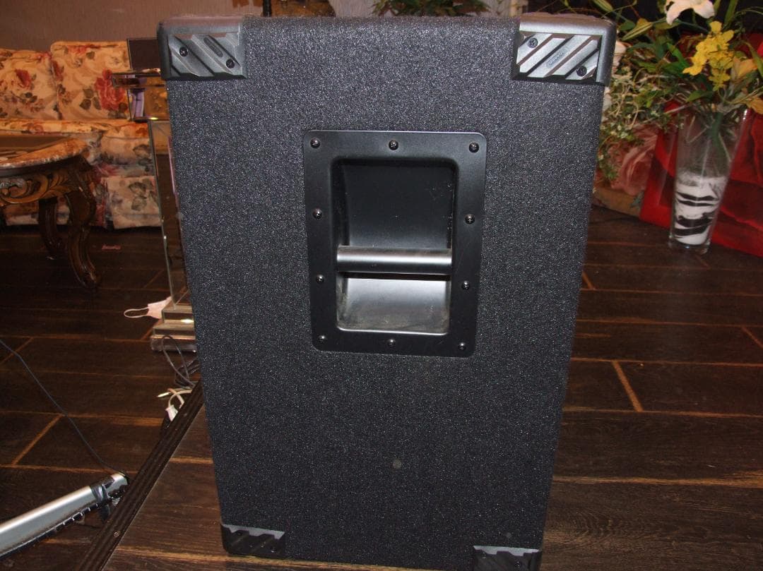 美品　HARTKE ハートキー　410XL ベース用キャビネット