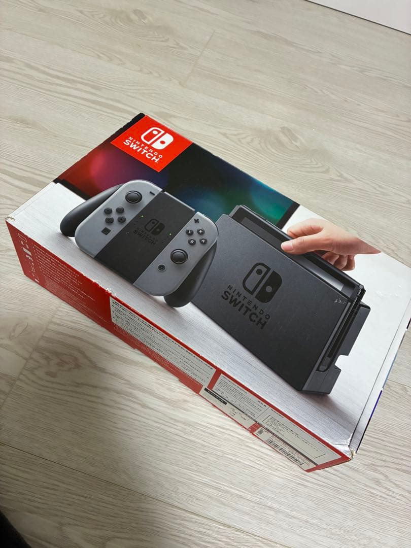 Nintendo Switch 本体（ニンテンドースイッチ）Joy-Conグレー