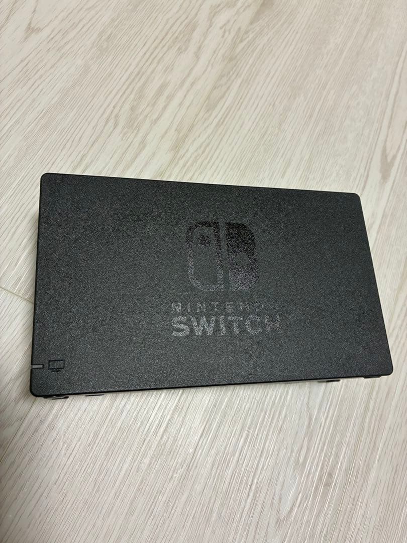 Nintendo Switch 本体（ニンテンドースイッチ）Joy-Conグレー