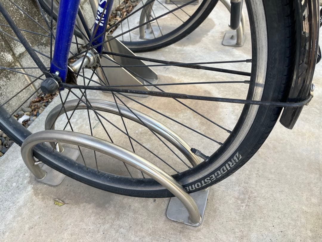 ブリヂストン　青色 スチールフレーム 自転車 前面バスケット付き　24インチ