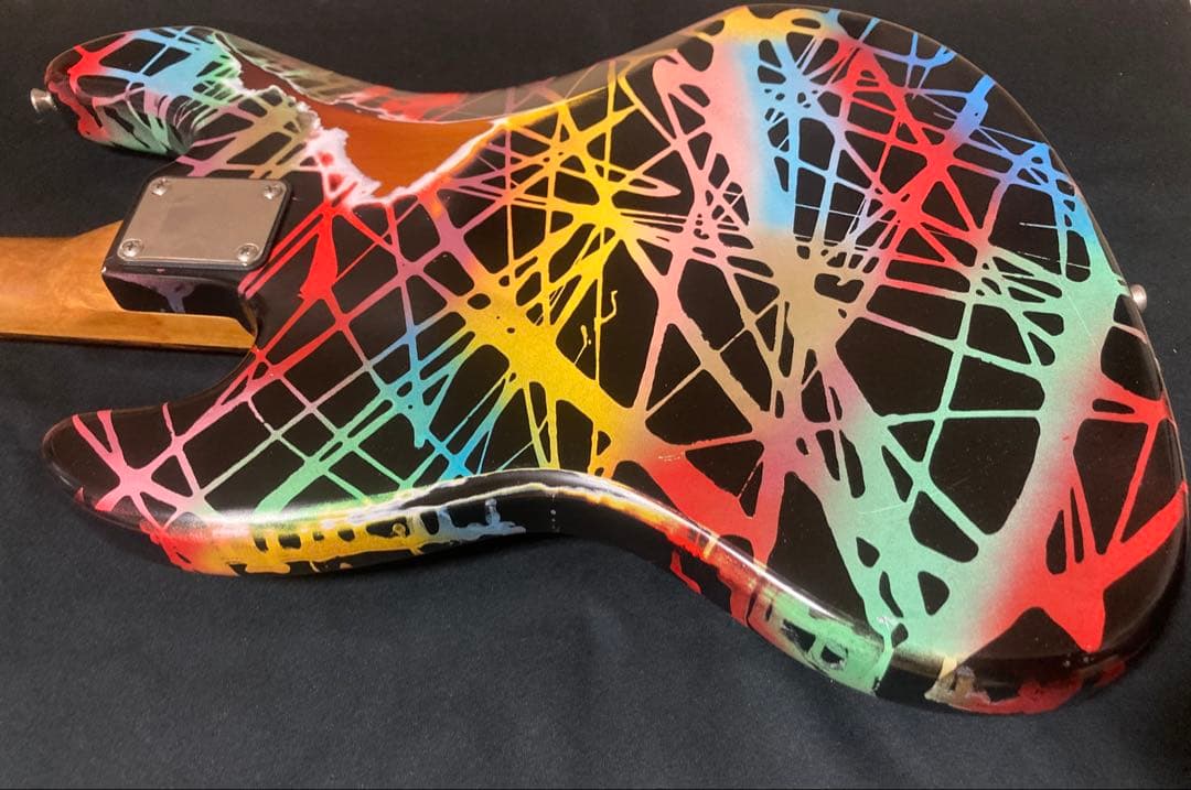 #19ジャズベースタイプ　メルト柄塗装マルチレイヤートップラッカー