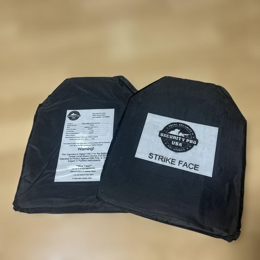 実物 防弾ソフトアーマー プレートキャリア用パネル Mサイズ B17