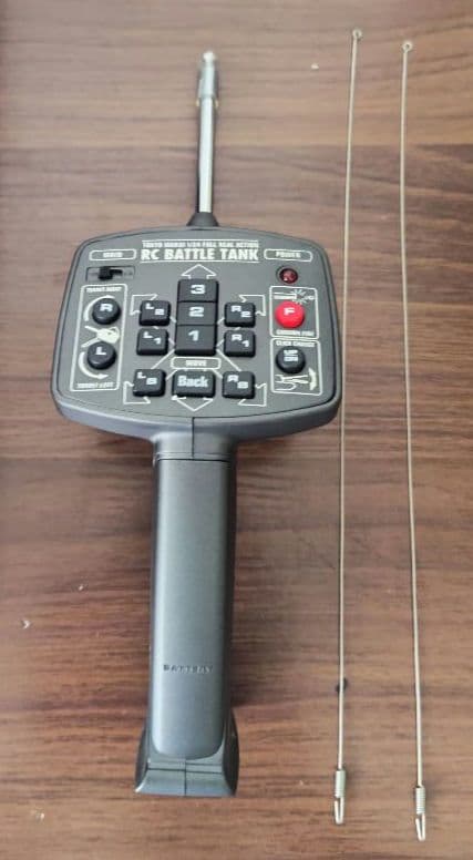 東京マルイ バトルタンク レオパルト2 バンド5