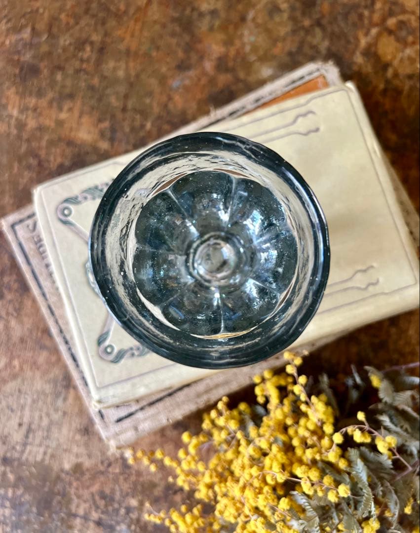 アンティーク　梅型コップ　剣先コップ　ウランガラス　和ガラス　古道具　大正ロマン